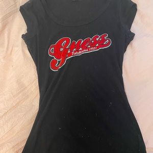 Guess tee shirt